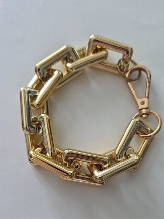 Jewelry - NEW Gold Cuban Chain Link Acrylic Tube Lobster Closure Bracelet Jewelry